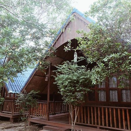 Samut Songkhram Ruennamyen Resort Amphawa מראה חיצוני תמונה