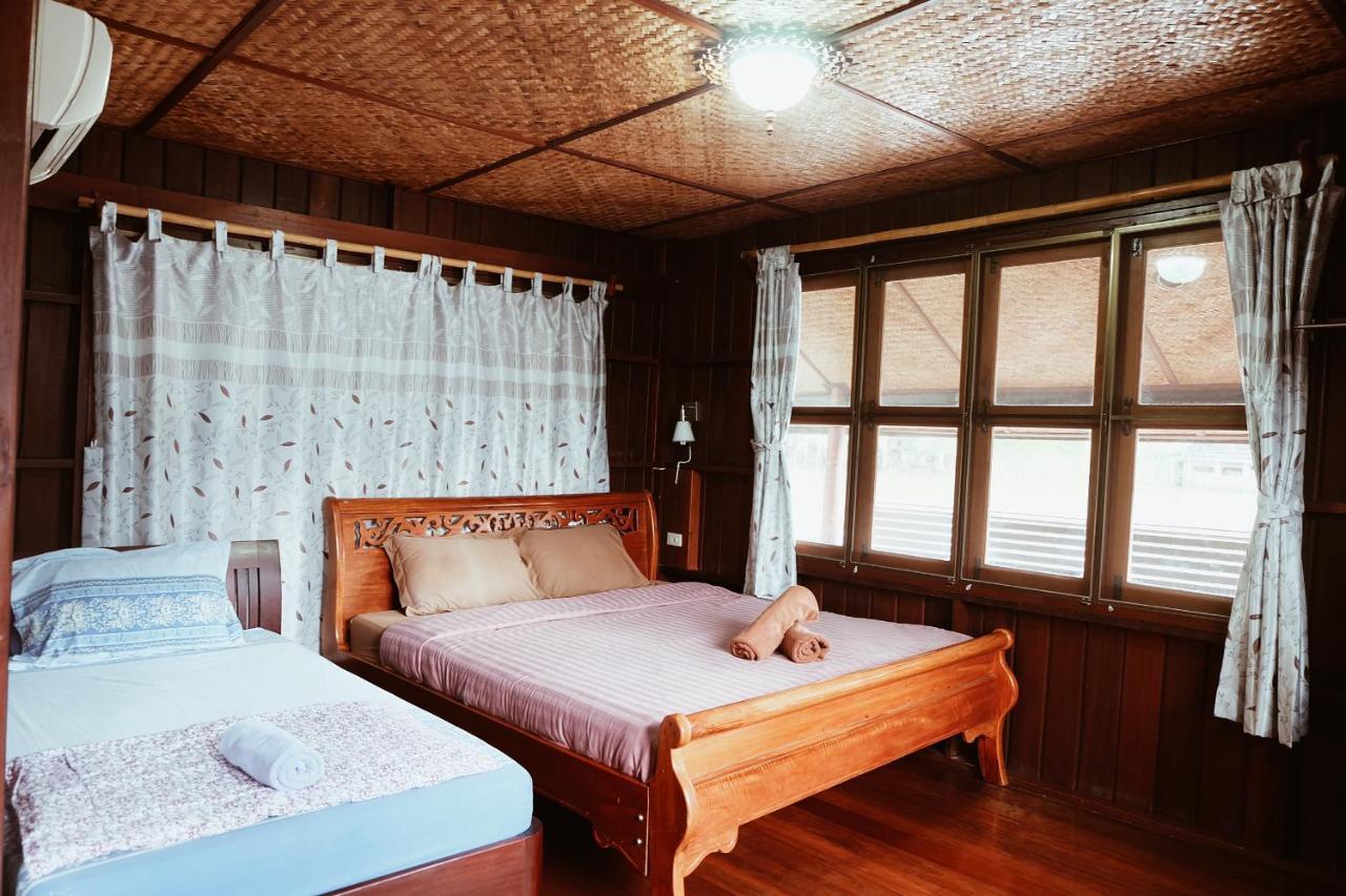 Samut Songkhram Ruennamyen Resort Amphawa מראה חיצוני תמונה