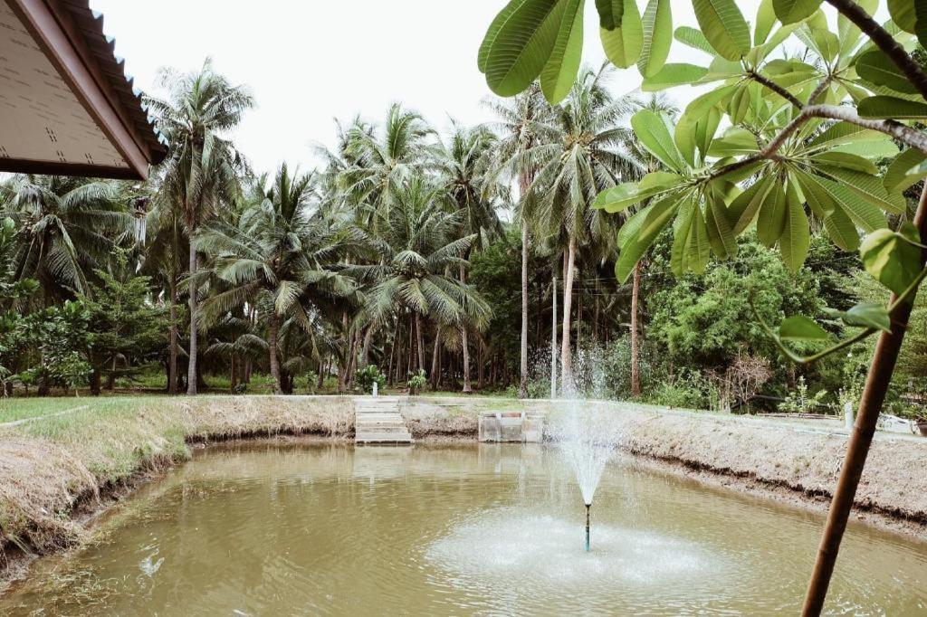 Samut Songkhram Ruennamyen Resort Amphawa מראה חיצוני תמונה